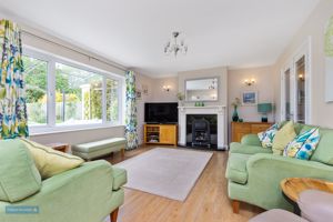 Sitting Room- click for photo gallery